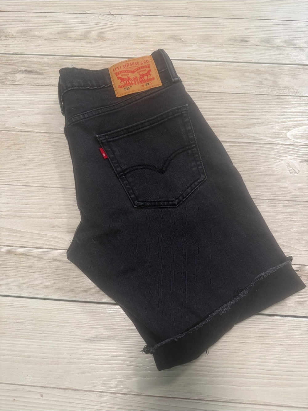 Levi's Men’s Black Slim Jeans with Signature Back Pocket